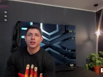 Chaturbate Free Live Porn of johan_williams_07