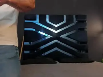 Chaturbate Live Sex Cam of johan_williams_07