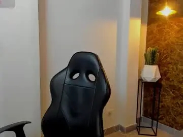 Chaturbate Live Sex Cam of johan_williams_07