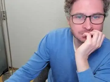 Chaturbate Live Sex Cam of kinksubbydubby