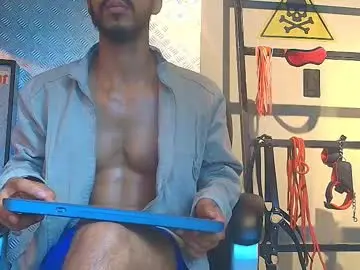 Chaturbate Live Sex Cam of logan_mercer