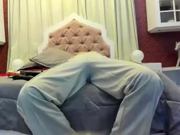 Chaturbate Nude Webcam of logan_mercer