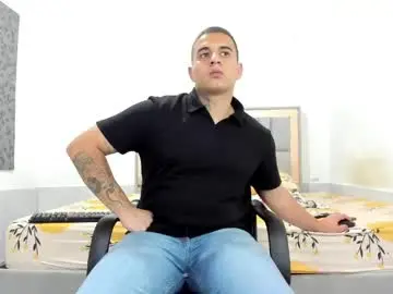 Chaturbate Sex Cam of simonkeler