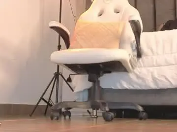 Chaturbate Live Sex Cam of taniaa_diaz