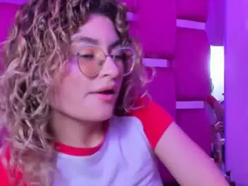 Chaturbate Sex Cam of emili_rouse_