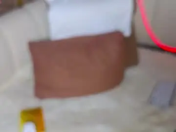 Chaturbate Live Sex of emilytrays