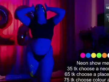 Chaturbate Free Live Porn of iwi_wi_wi