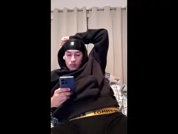 Chaturbate Live Sex of playboyyy236