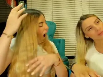 Chaturbate Free Porn Cam of cuteanddesesperate