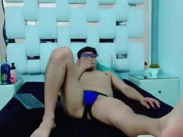 Chaturbate Live Sex Cam of davejonesz