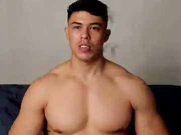 Chaturbate Free Porn Cam of chris_harank1