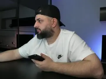 Chaturbate Live Porn of dravenpeak