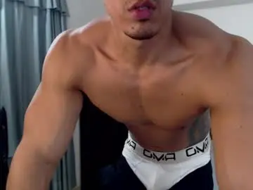 Chaturbate Live Sex Cam of frank_heaven_shore