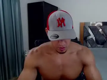 Chaturbate Adult Video Chat of frank_heaven_shore