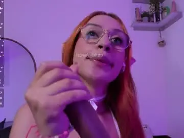 Chaturbate Adult Video Chat of honey_bitee