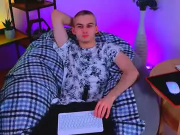 Chaturbate Nude Webcam of magic_storms