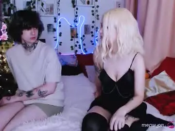 Chaturbate Sex Cam of meow_on_da_cam