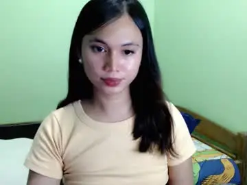 Chaturbate Sex Cam of ursweet_athisa18