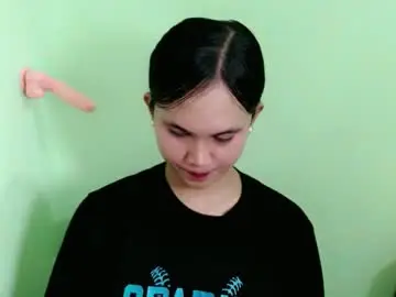 Chaturbate Nude Webcam of ursweet_athisa18