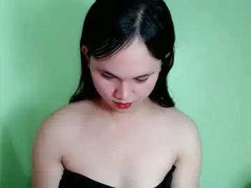 Chaturbate Free Porn Cam of ursweet_athisa18