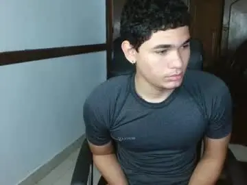 Chaturbate Free Porn Cam of zyrosxk
