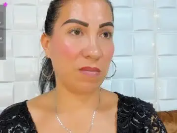 Chaturbate Live Porn of amberjoymilf