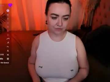 Chaturbate Live Sex Cam of ashton_heidi