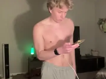 Chaturbate Free Live Porn of clydeaustin