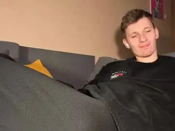 Chaturbate Adult Webcams of kevin_hornyyy