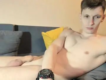 Chaturbate Sex Chat of kevin_hornyyy