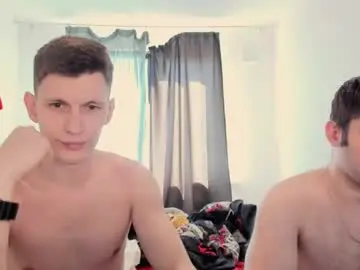 Chaturbate Sex Cam of kevin_hornyyy