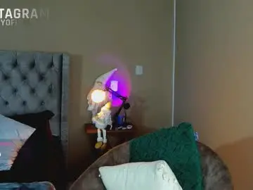 Chaturbate Free Porn Cam of martin_colby05