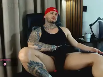 Chaturbate Free Porn Cam of martin_colby05