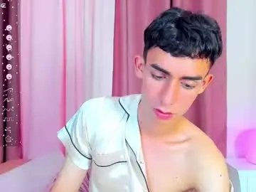 Chaturbate Best live sex cam show of starboyy_77