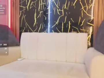 Chaturbate Sex Cam of starlight_mature11_aws