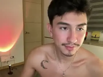 Chaturbate Free Porn Cam of sweettaaron