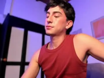 Chaturbate Watch Live Sex Cams of sweettaaron