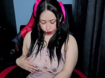 Chaturbate Live Sex Cam of charlottee_lovee69
