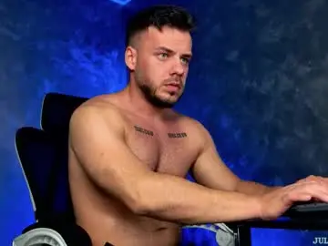 Chaturbate Free Live Porn of juliusmasters
