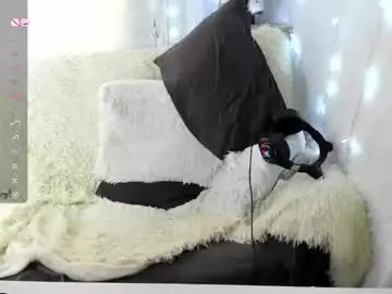 Chaturbate Nude Webcam of lili_irma