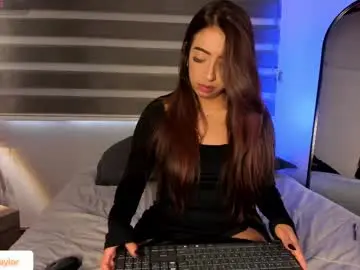 Chaturbate Live Sex Cam of merida_taylor_