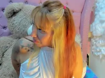 Chaturbate Free Live Porn of pretti__violet_