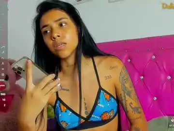 Chaturbate Live Sex Cam of dahiangomezz