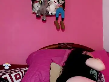 Chaturbate Live Sex Cam of laura_fountain_