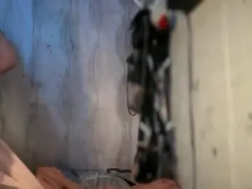 Chaturbate Adult Video Chat of loveme4ever2025