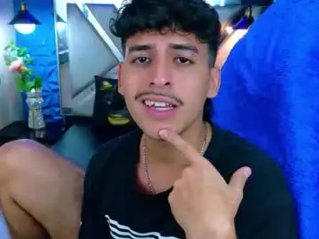 Chaturbate Live Porn of alan_del_reyy