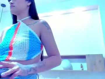 Chaturbate Live Sex Cam of emilly_beaumontt