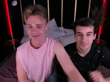 Chaturbate Live Sex Cam of lawrence_miles