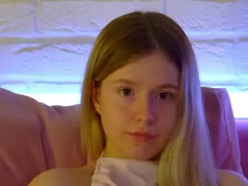 Chaturbate Watch Live Sex Cams of milanabalmain