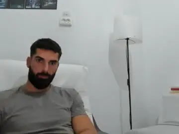 Chaturbate Free Porn Cam of cuteeboy